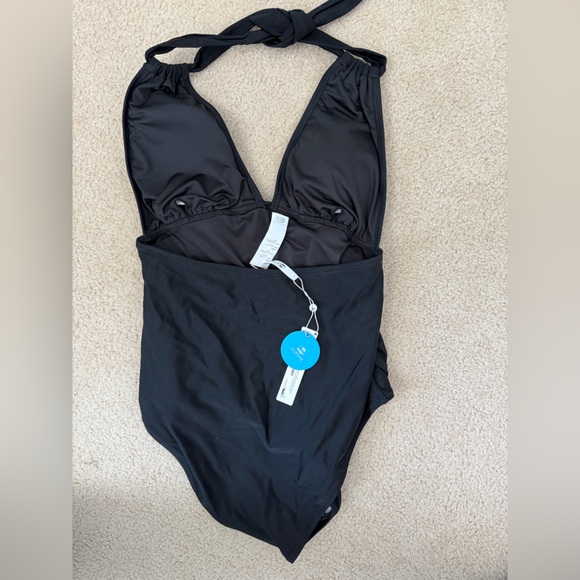 Cupshe Elegant Black Swimsuit - NEW WITH TAGS - Picture 2 of 3